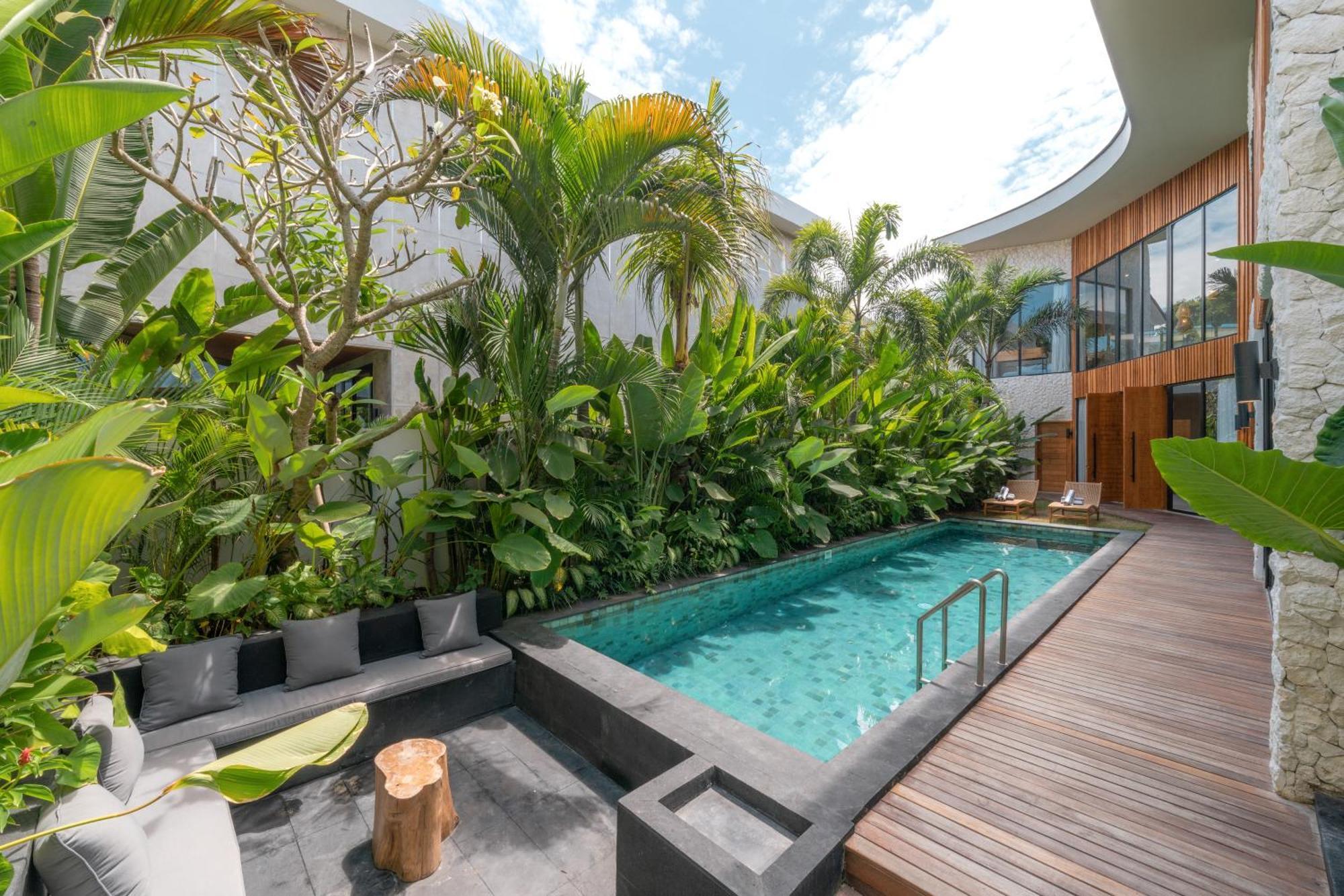 Villa Amanora - Magnificent 5Br Villa In Berawa Close To The Beach Canggu  Exterior photo